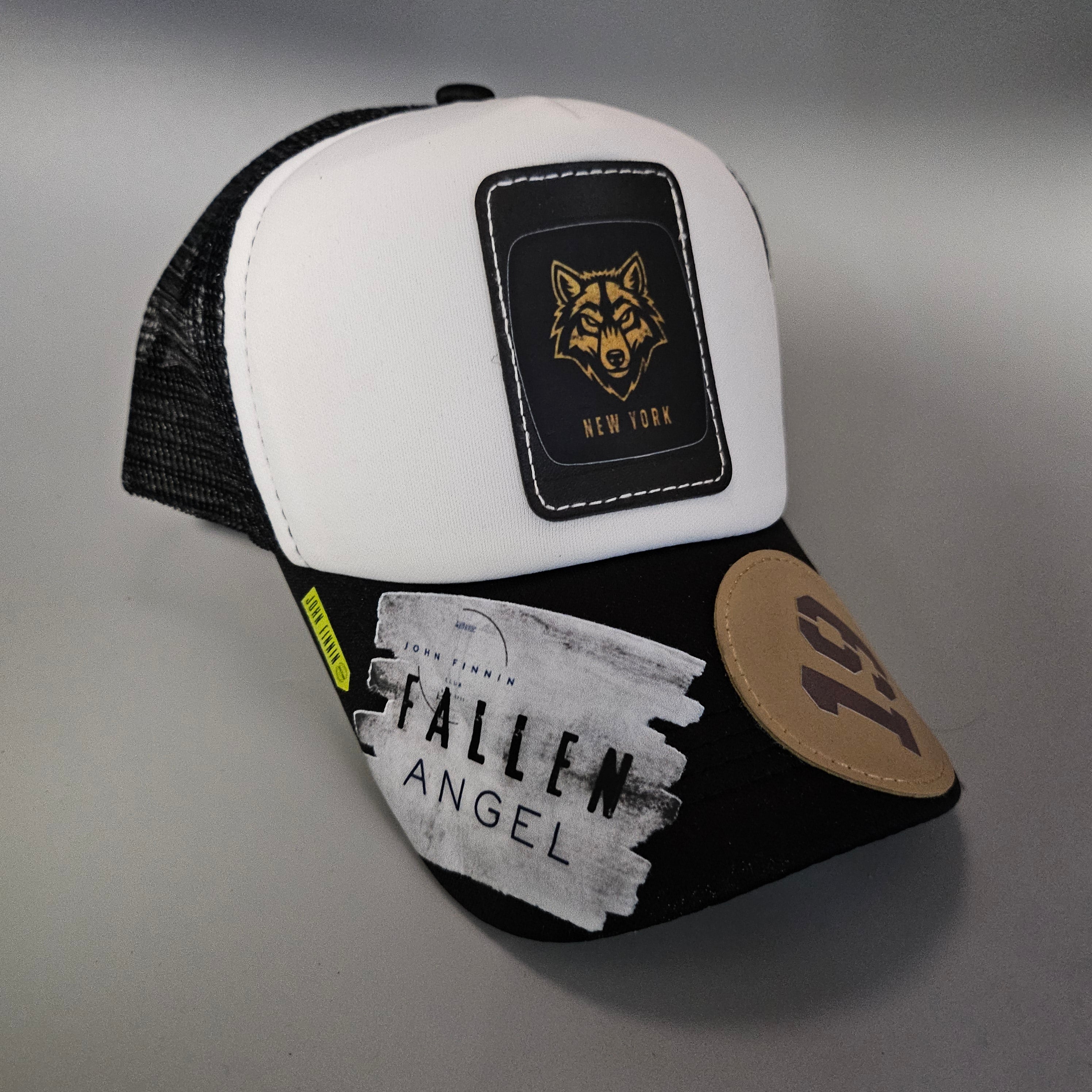 NEW YORK WOLF 19 'JOHN FINNIN TRUCKER
