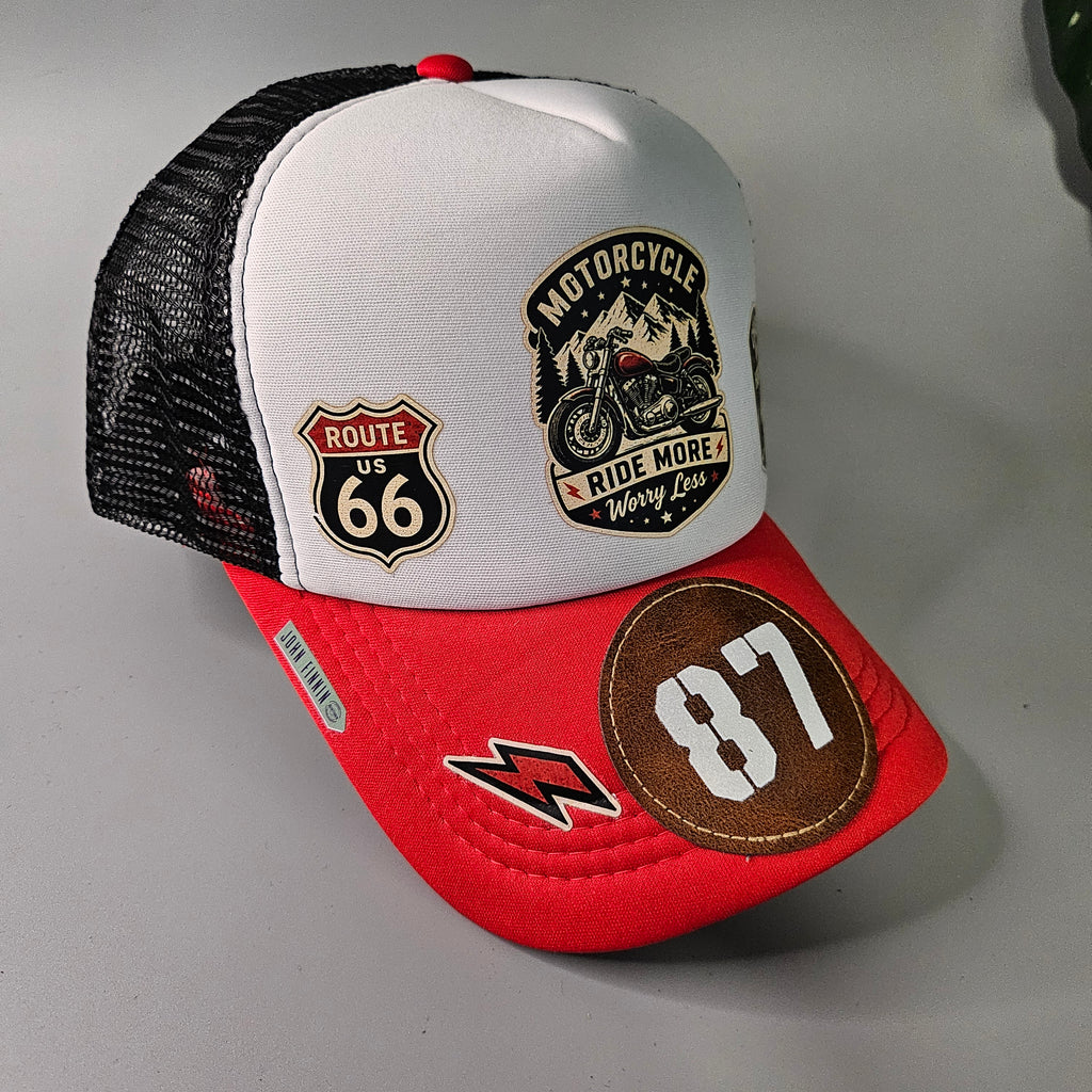 MOTORCYCLE 87 'JOHN FINNIN TRUCKER