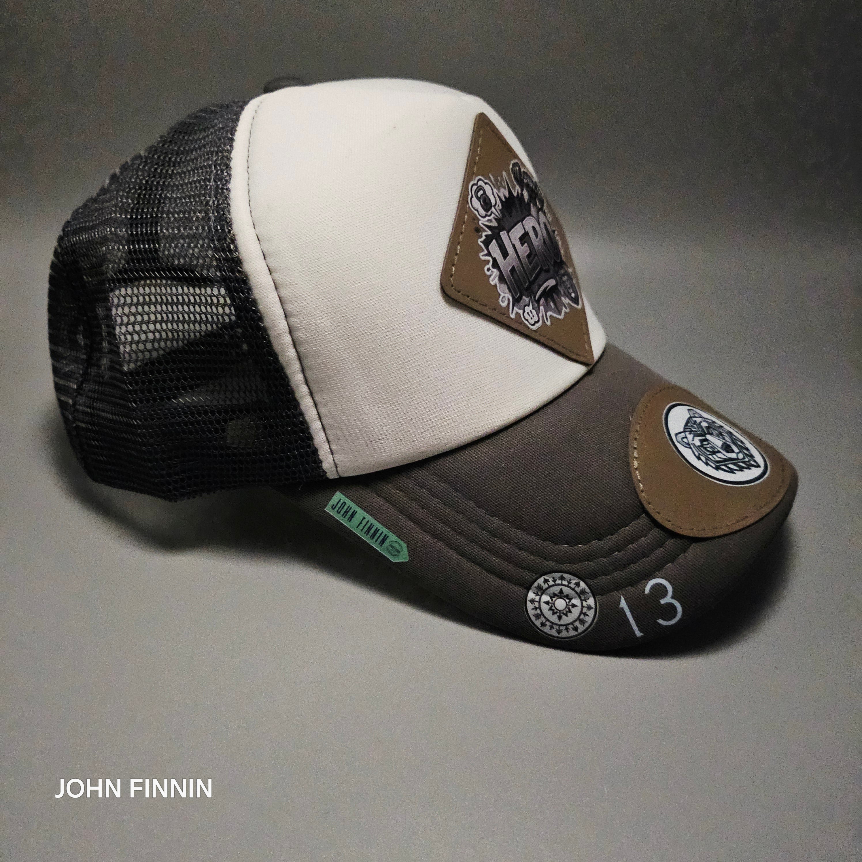 HERO BEAR 36 'JOHN FINNIN TRUCKER