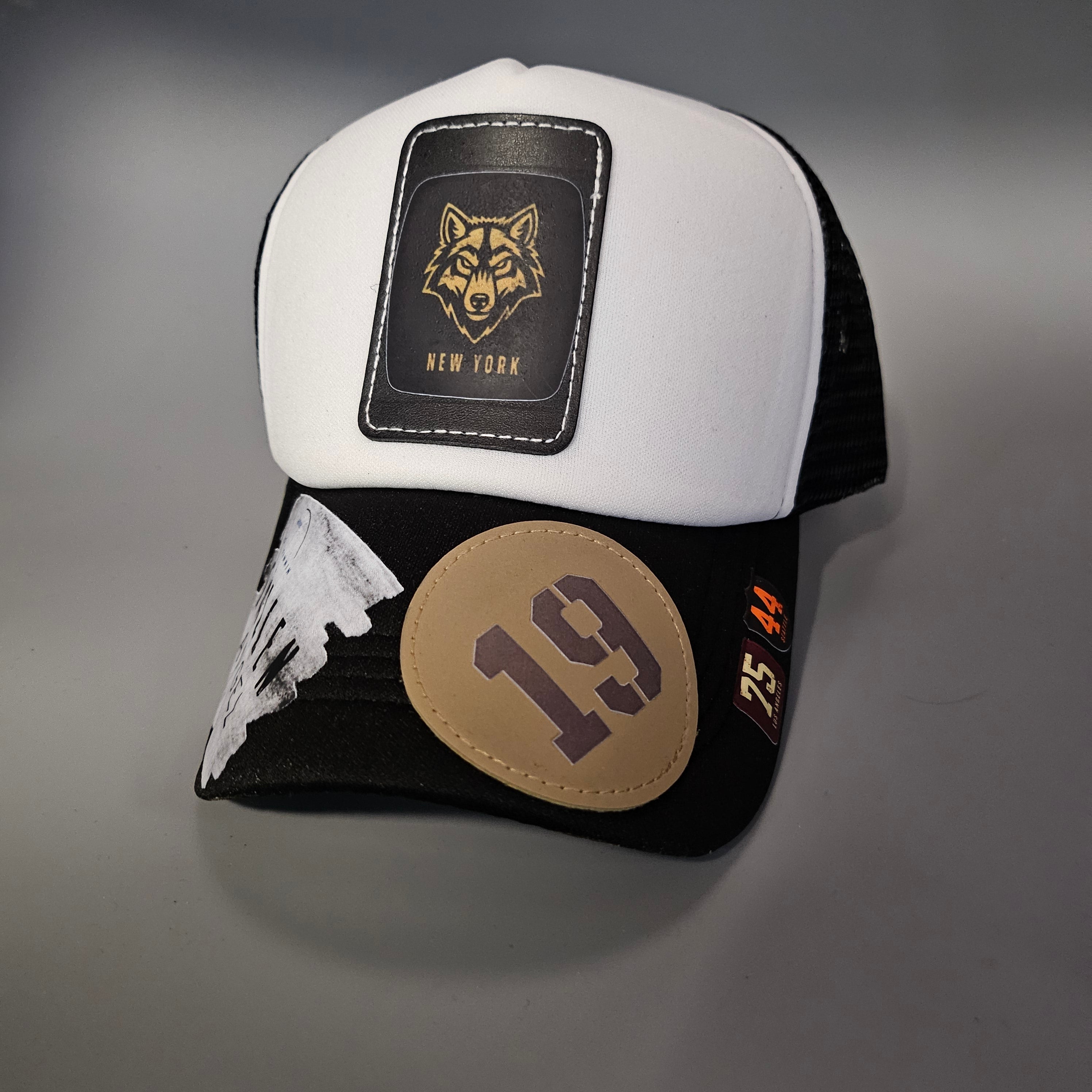 NEW YORK WOLF 19 'JOHN FINNIN TRUCKER
