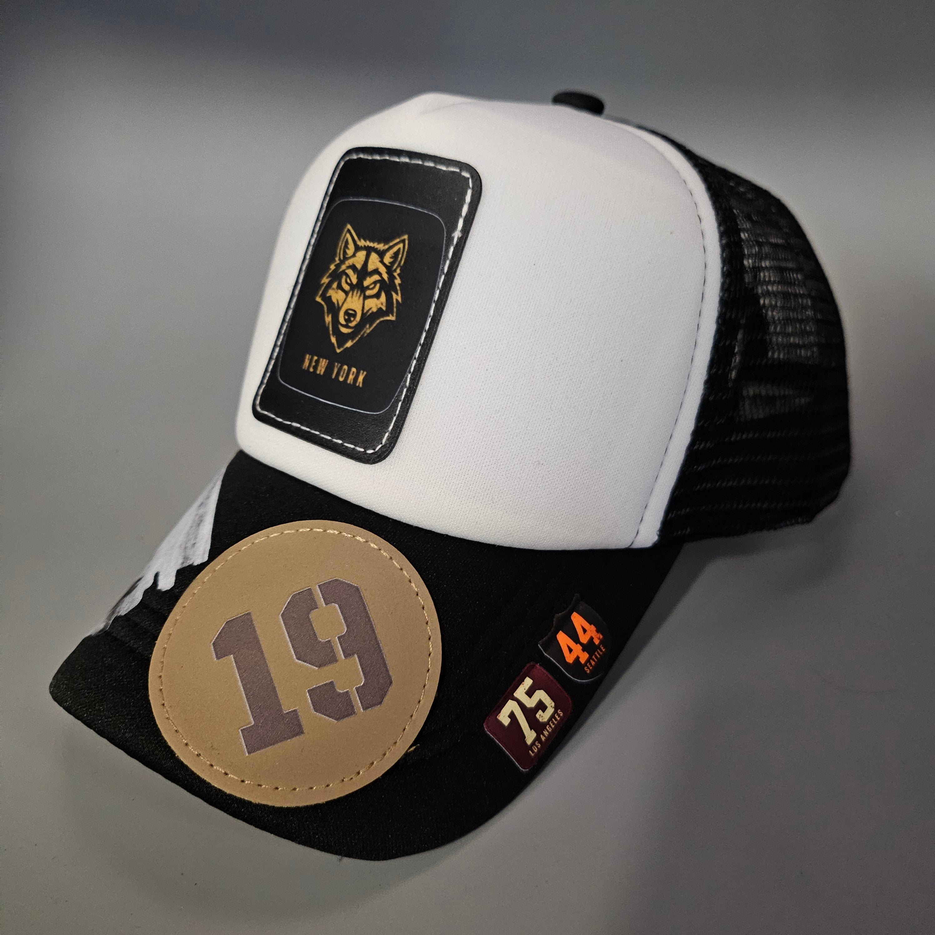 NEW YORK WOLF 19 'JOHN FINNIN TRUCKER