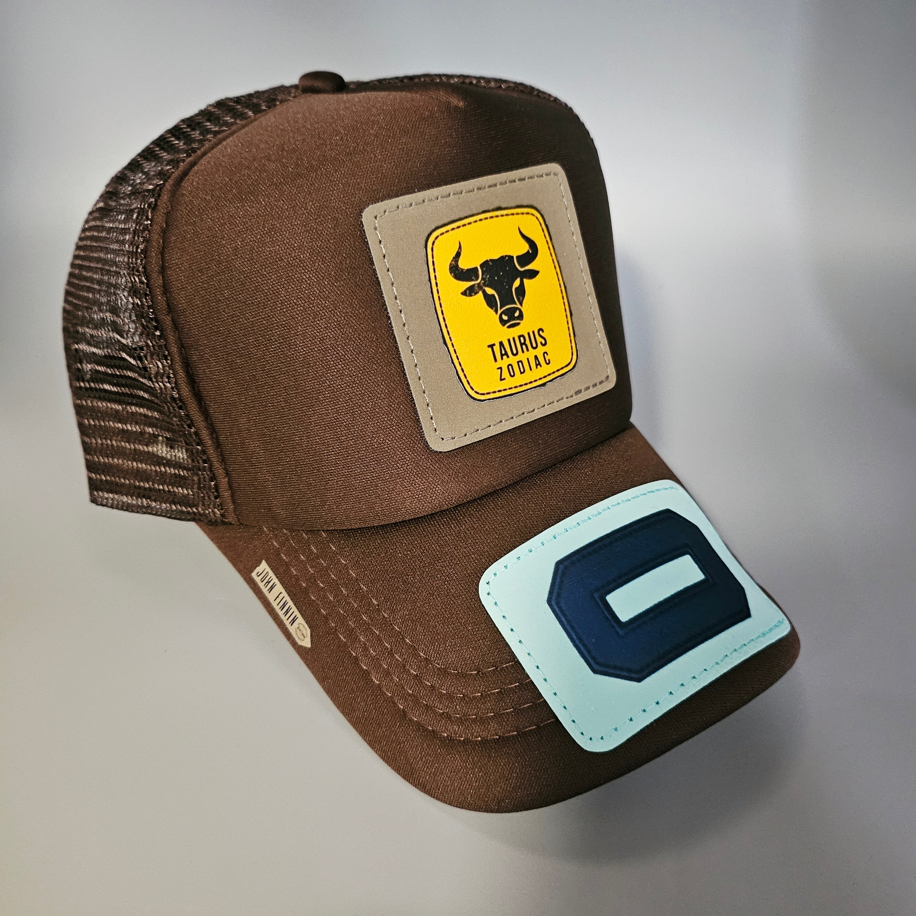 TAURUS 0 'JOHN FINNIN TRUCKER