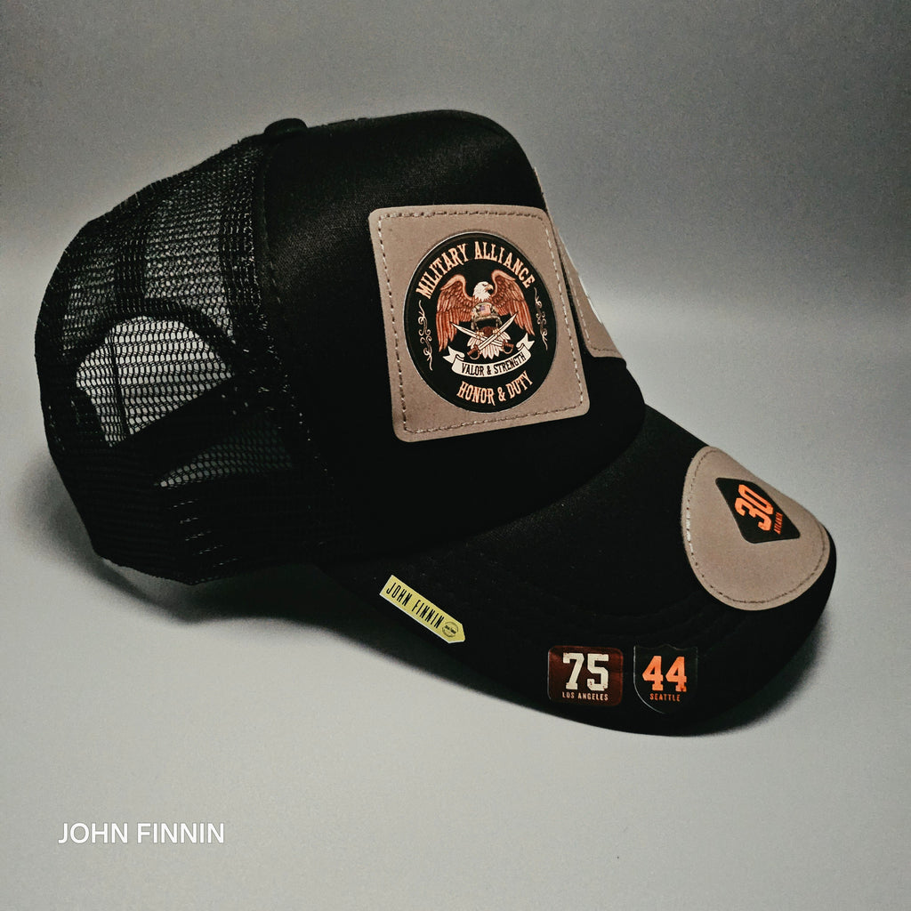 33 30 ' JOHN FINNIN TRUCKER