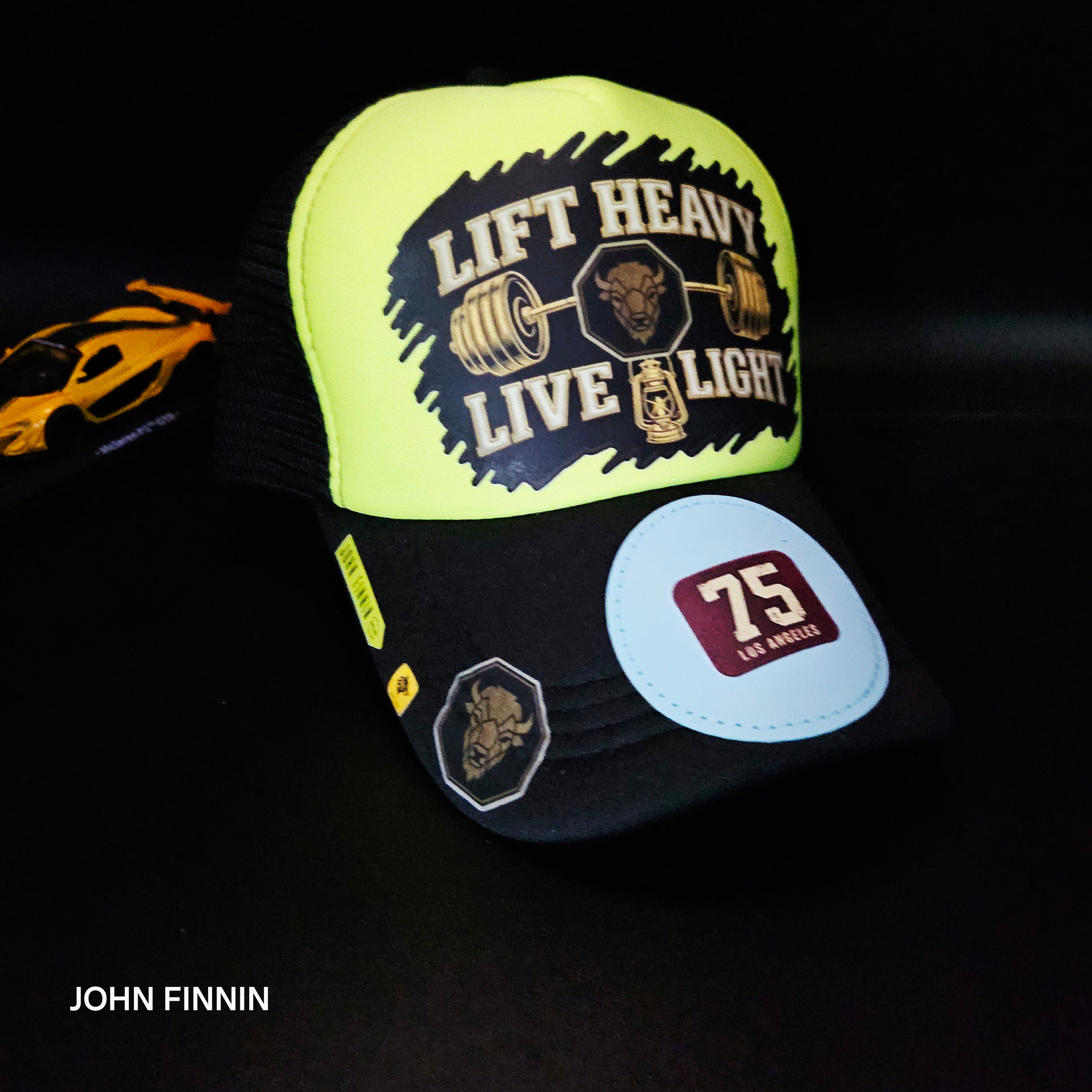 Lift heavy 75' John finnin trucker