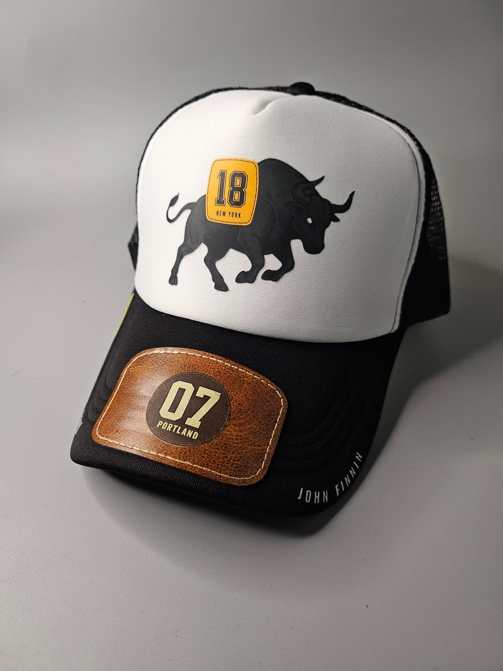 BULL 18 07 'JOHN FINNIN TRUCKER