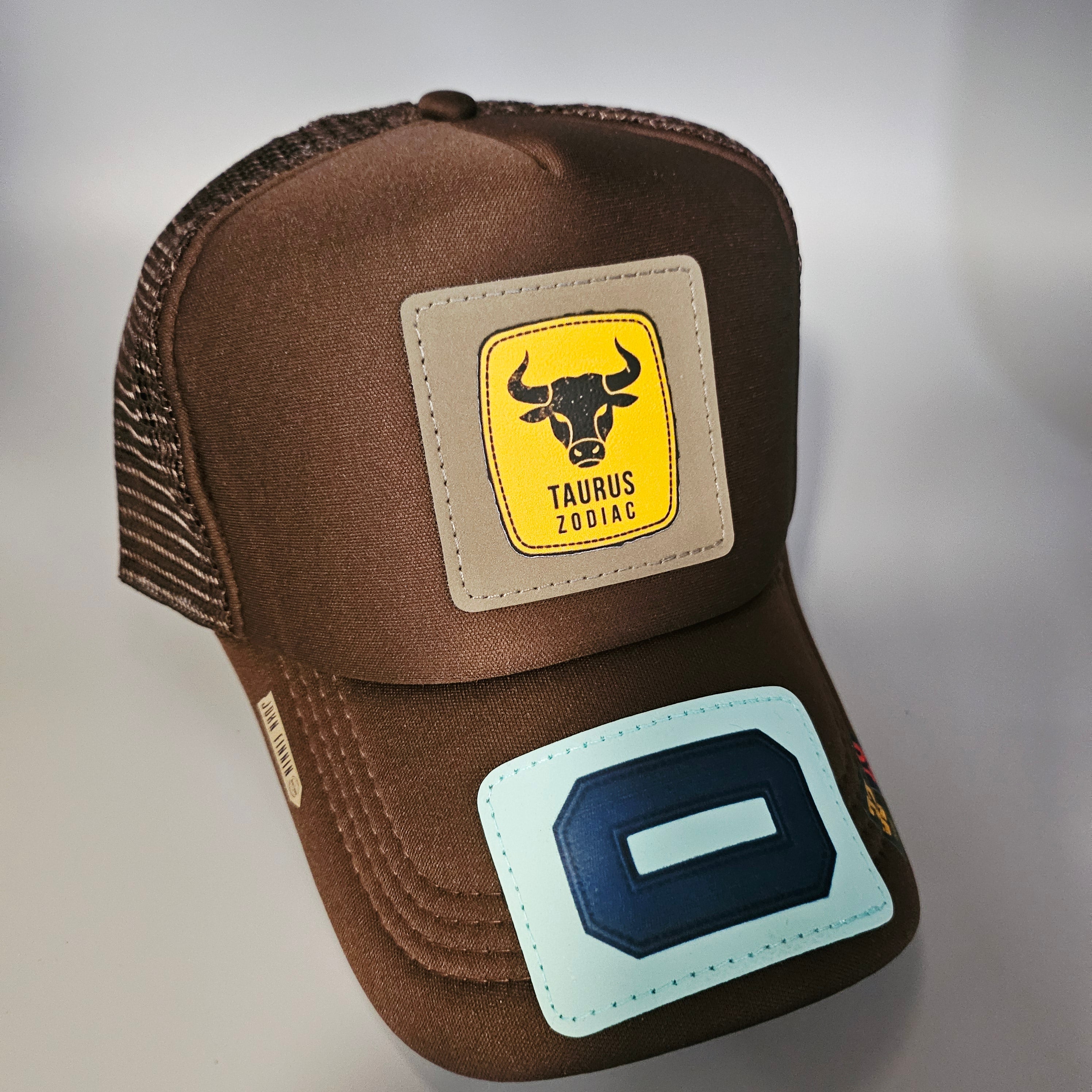 TAURUS 0 'JOHN FINNIN TRUCKER